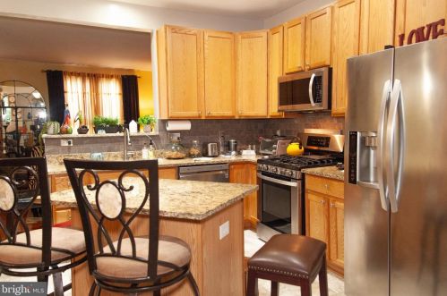 96 Colts Neck Dr, Erial NJ  08081-5616 exterior