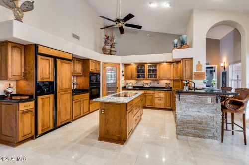 15257 18th St, Phoenix, AZ 85048-4162