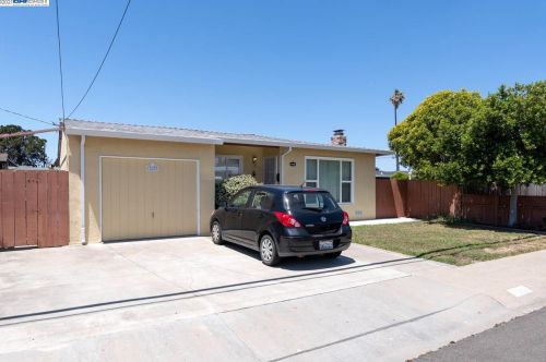 15207 Norton St, San Leandro, CA 94579-2126