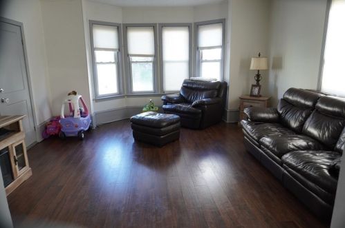 192 Barnaby St, Fall River MA 02720-3556 exterior