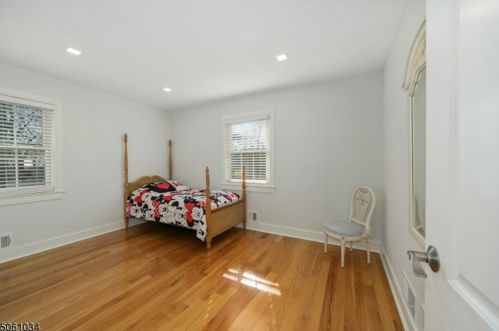 3 Arlyn Ln, Dover NJ 07869-4769 exterior