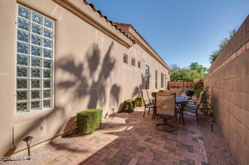 3308 Briarwood Ter, Phoenix AZ 85048-0152 exterior