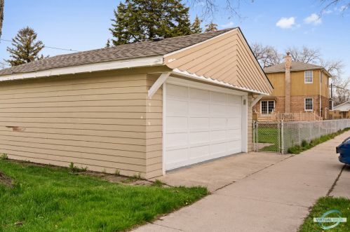 3944 Oak Park Ave, Forest View IL 60402-4168 exterior