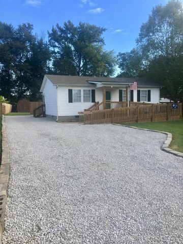 3707 Susan Ln, Louisville KY  40229-2648 exterior