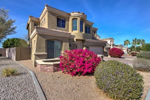 7820 6th Dr, Phoenix, AZ 85041-8045