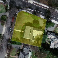 8 Pickwick Rd, Newton MA 02465-2819 aerial view