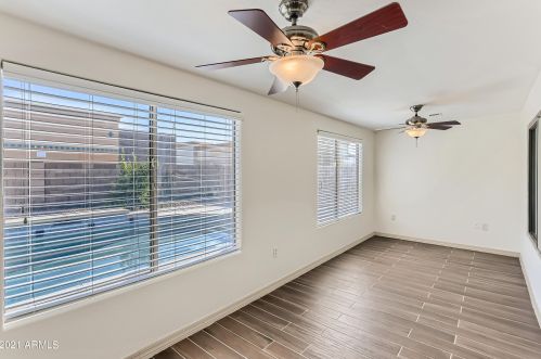 4837 84 Dr, Phoenix AZ 85037-1252 exterior