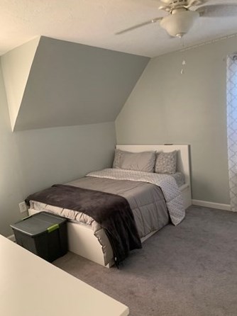 21 Cres St, Whitman MA 02382-2406 exterior