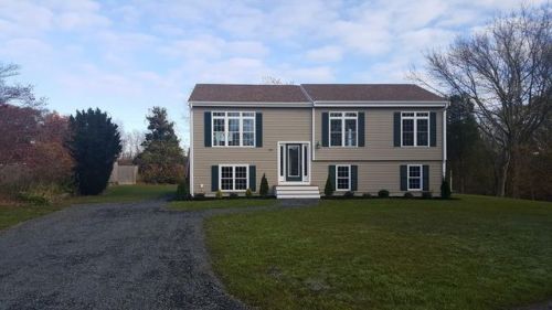 360 School Ln, Dighton, MA 02715-1249