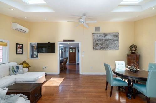 63 Curtis St, Rockport MA 01966-1237 exterior