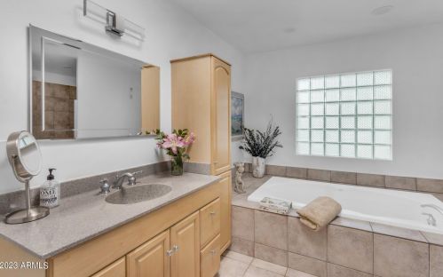 2226 Fairmount Ave, Phoenix AZ 85016-6716 exterior