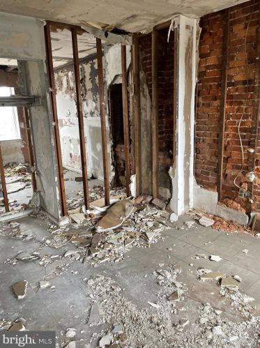 1923 20 St, Philadelphia PA 19145-2801 exterior