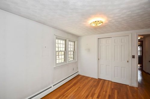 9 Knollwood Rd, Worcester MA 01612-1326 exterior