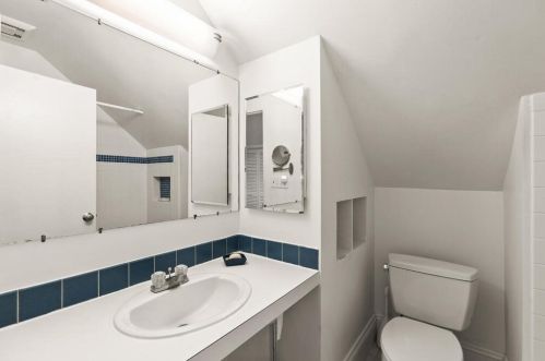 147 Highland Ave, Arlington MA 02476-7846 exterior