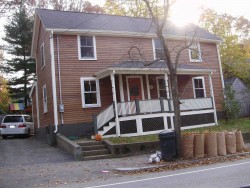 1038 Beacon St, Newton, MA 02459-1742