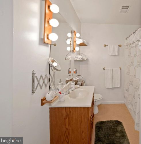 7442 Weather Worn Way, Columbia MD 21046-1434 exterior