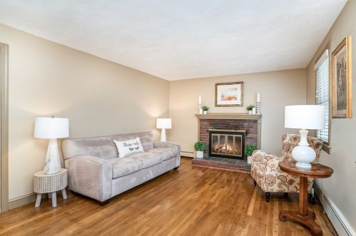 58 Everett St, Norfolk MA 02056-1634 exterior