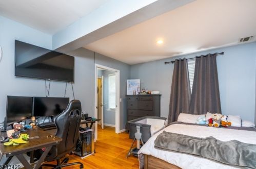 479 Dewitt Ave, Belleville NJ 07109-2508 exterior