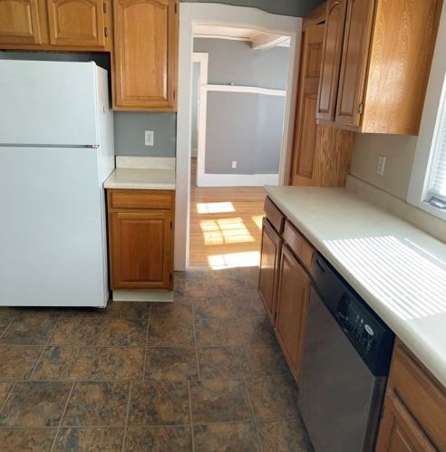 47 Bridges Ave, Newton MA 02460-2016 exterior