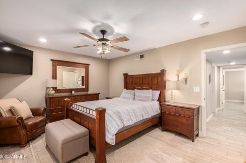 11605 37 Pl, Phoenix AZ 85050-2699 exterior