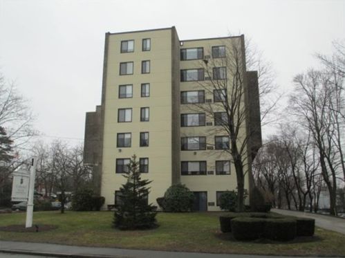 109 Broad St, Weymouth MA  02188-2339 exterior