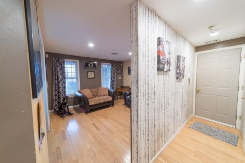 23 Swifts Bch Rd, Wareham MA 02571-1924 exterior