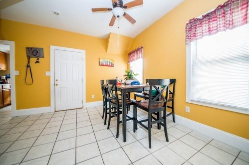 1029 Plymouth Ave, Fall River MA 02721-1939 exterior