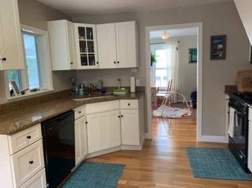 11 Squanto Rd, Weymouth MA  02191-1617 exterior