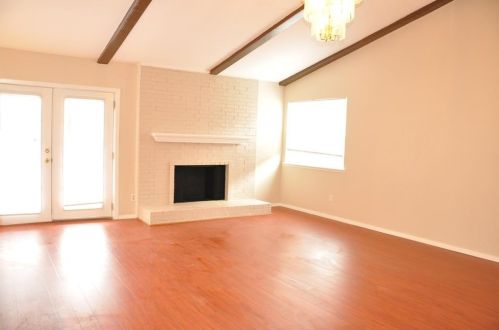 4906 Collingwood Dr, Garland TX  75043-3419 exterior