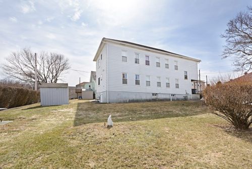 31 Benedict Rd, Worcester MA 01604-1814 exterior