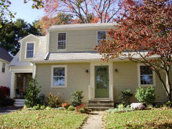 40 Hereward Rd, Newton, MA 02459-2434