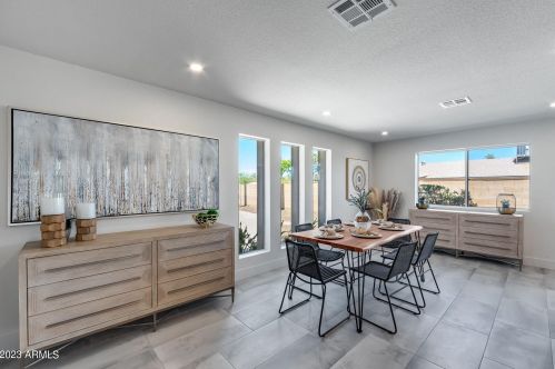 11617 37th Pl, Phoenix AZ  85028-2130 exterior