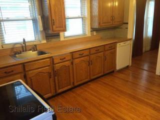 64 Highland St, Waltham MA  02453-3435 exterior