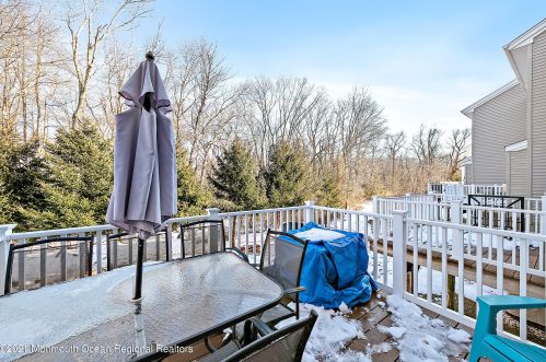 19 Brookfield Dr, Jackson Twp NJ 08527-3865 exterior