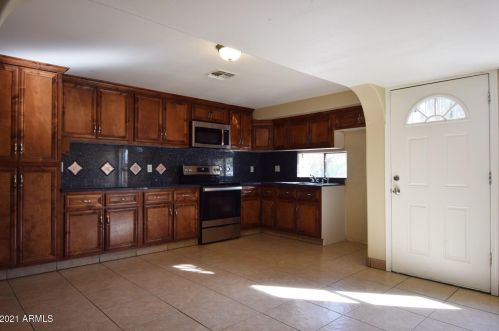 16624 28 Pl, Phoenix AZ 85008-4705 exterior