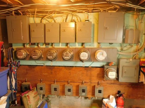 33 Hanover St, Fall River MA 02720-5432 exterior