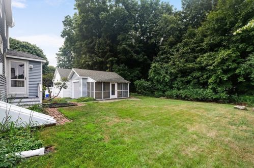 6 Frankwood Ave, Beverly MA  01915-1008 exterior