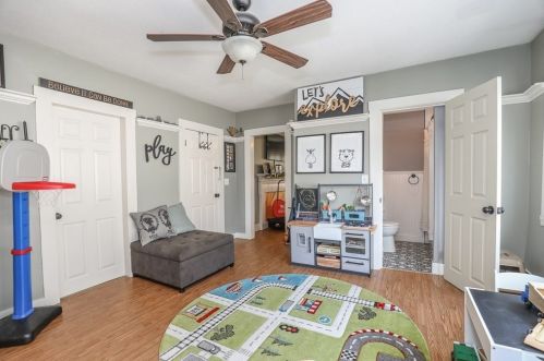 295 Merrimack St, Lawrence MA 01843-1404 exterior