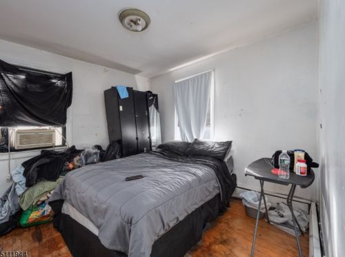 209 William St, Belleville NJ  07109-2422 exterior