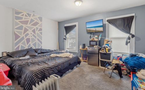 61 Hopkins St, West Deptford NJ  08096-2438 exterior