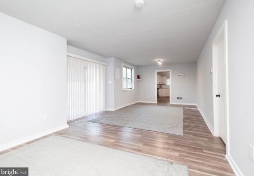 638 Washington Ave, West Deptford NJ 08096-1035 exterior