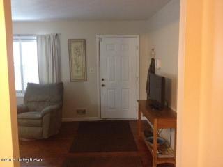 8103 Devonshire Dr, Louisville, KY 40258-2007