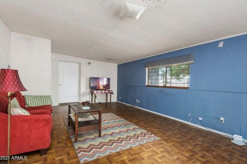 4002 34th St, Phoenix AZ 85008-3819 exterior