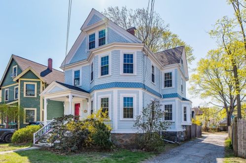 11 Houston Ave, Milton, MA 02186-1515