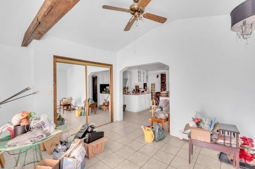 428 Lk Ave, Worcester MA 01605-2046 exterior