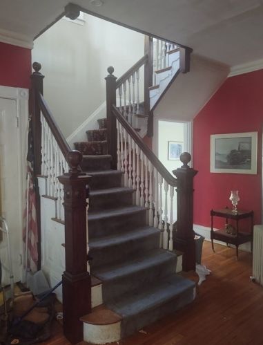 2 Rowe St, Newton MA 02466-1524 exterior