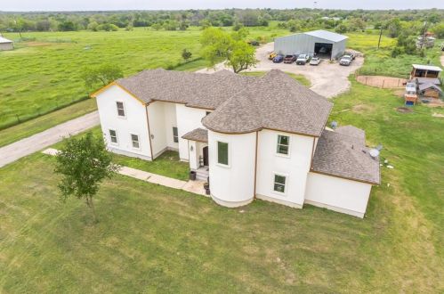 1206 Walter Hoffman Rd, Lost Pines, TX 78612-4047