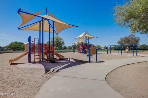 3901 Carol Ann Way, Phoenix AZ 85032-4057 exterior