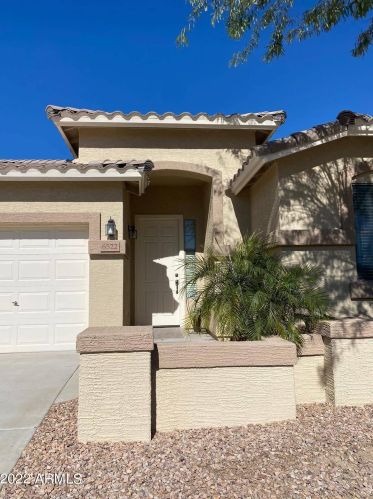 6522 Bent Tree Dr, Phoenix, AZ 85083-7512