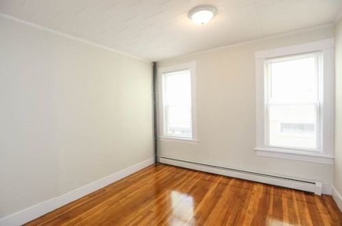 69 Lexington St, Lawrence MA 01841-2525 exterior